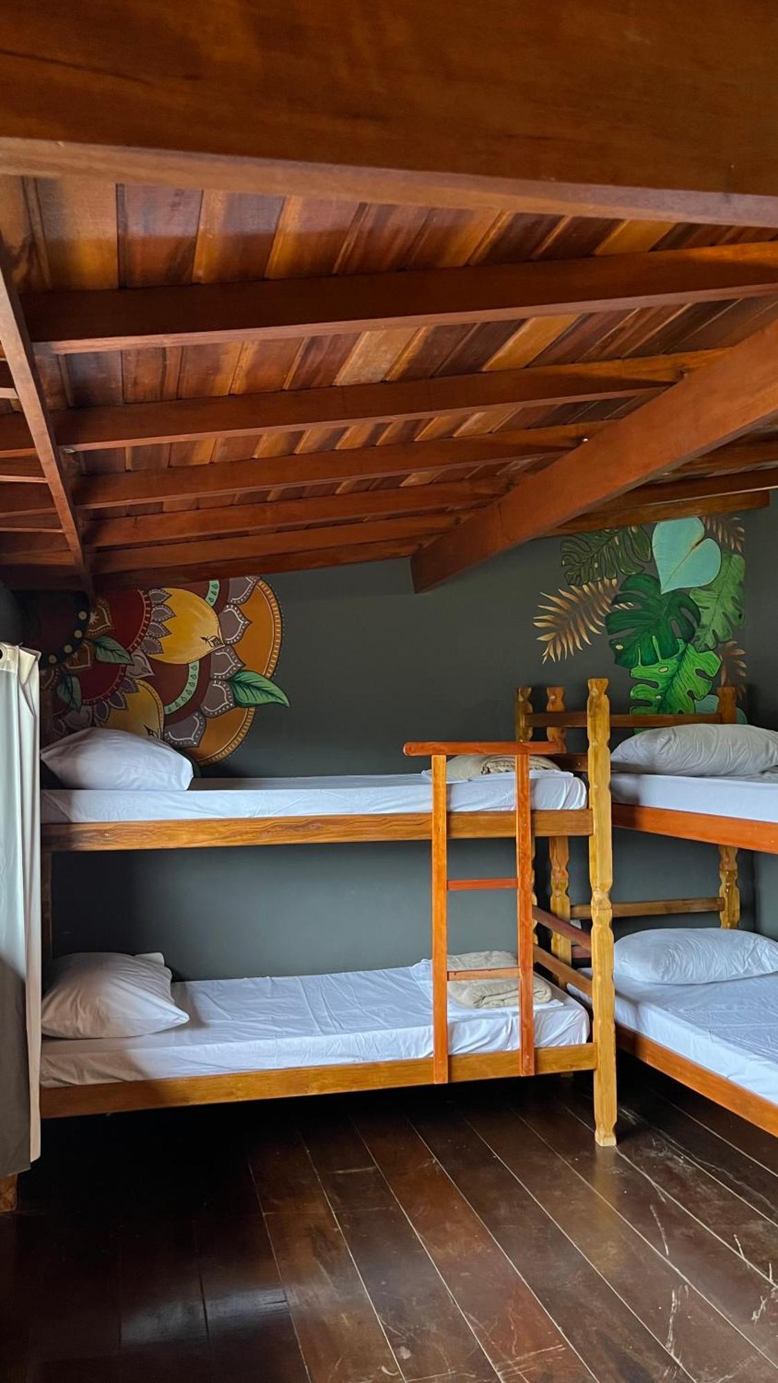 Hostel Embauba Araquari Eksteriør billede